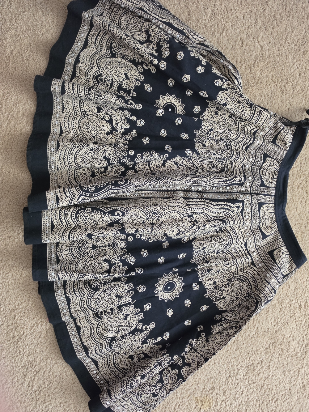 refuge Black and Cream Paisley Circle Skirt Boho Style Small